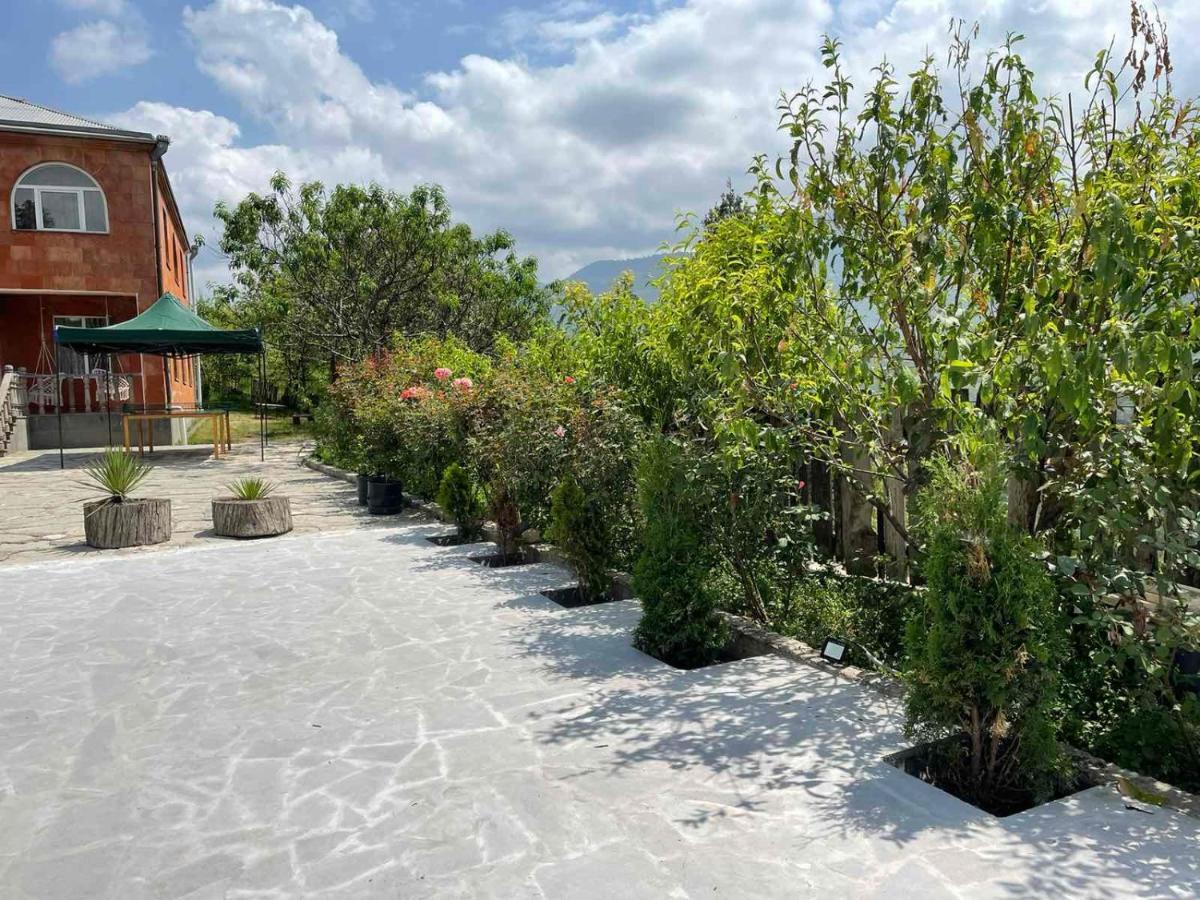 Green Garden Idschewan Exterior foto
